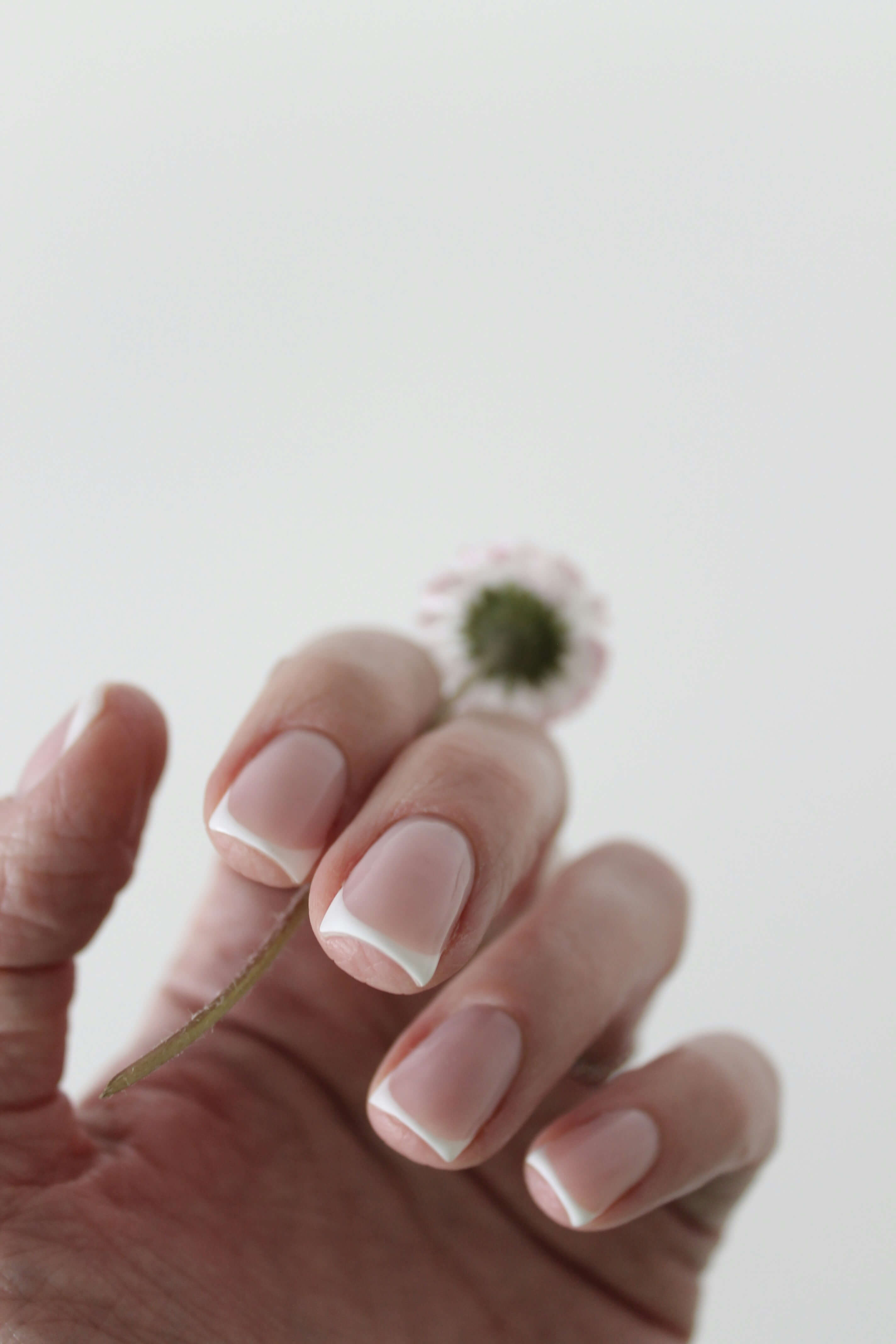 The 'Glass Nail' Guide: How to Actually Grow Long Natural Nails